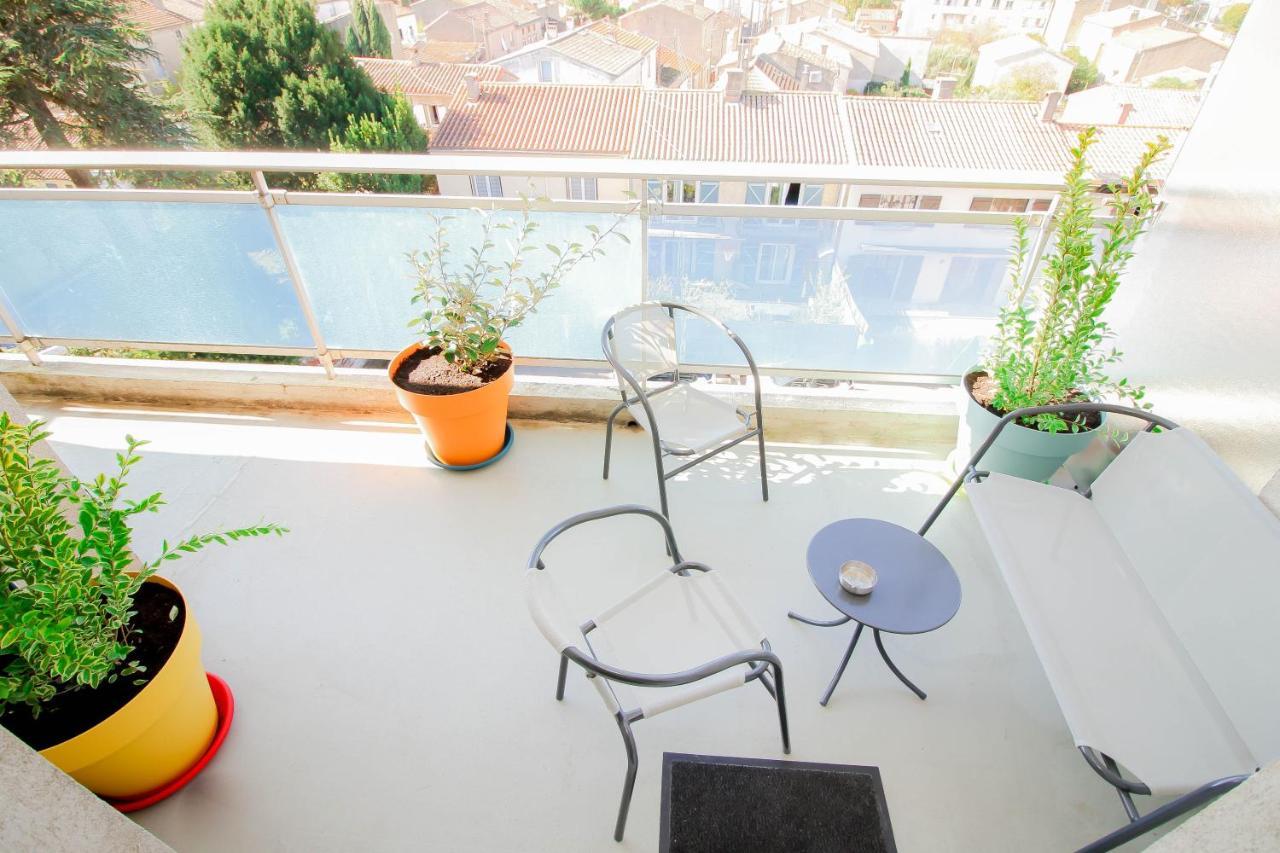 Carcassonne Centre Avec Balcon Et Parking Apartment Luaran gambar